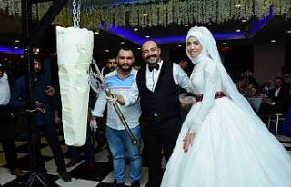 Böyle olur dondurmacının düğünü