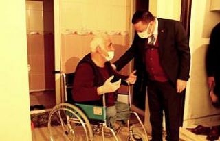 Bu evde yürekleri sızlatan bir dram var