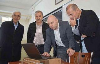 Bulgar diplomatlardan seçim ziyareti