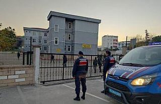 Bursa’da jandarmadan servis araçlarında ve okul...