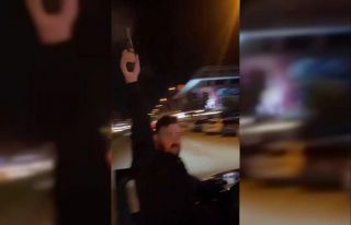 Bursa’da şehrin ortasında kurşun yağdıran şahıs...