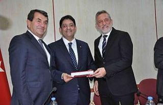 Bursa’dan gelen iş adamı heyeti ETB’de