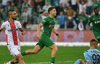 Bursaspor, Batuhan Kör’ün sözleşmesi uzattı