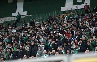 Bursaspor’a hem para hem bloke cezası