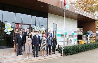 Büyükşehir öğretmenlerini unutmadı