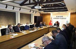 Büyükşehir’de doğalgaz yatırım toplantısı