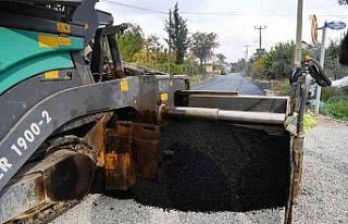 Çakırlar’a 1,5 kilometre sıcak asfalt