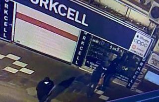 Cerrahi maskeli hırsızlık şüphelisi 4 zanlıdan...