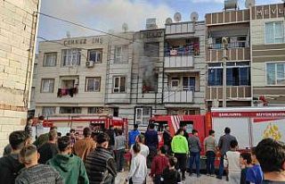 Cezaevinden izinli çıktı evini yaktı