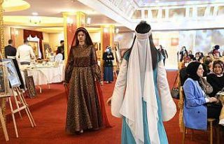 Çöpe atılan kıyafetler yeniden tasarlanarak defileyle...