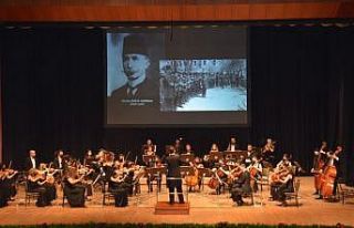 Cumhuriyet Bayramı Konseri AKM’de dinleyicileriyle...