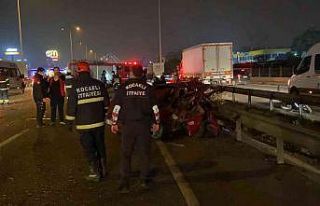 D-100’de iki otomobil çarpıştı: 1’i ağır...