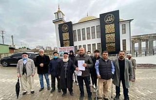 Deniz manzarasını kapatıyor iddiasıyla camiyi...