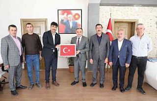 Develi Belediyesi’nden işçisine destek