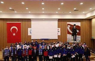 Develi Belediyespor Seyrani Kampüsü’nde öğrencilerle...