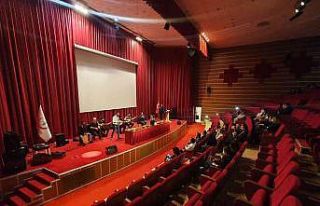 Diyarbakır’da hastane çalışanlarına müzikli...