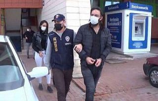 Dolandırıcılıktan yakalandı, “Emniyete teslim...