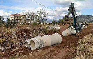 Döşemealtı’nda su taşkınlarını önleme çalışması