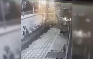 Düğün salonu hırsızı işyerinin kameralarına...