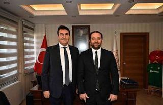 Dündar’dan İl Millî Eğitim Müdürü Gür’e...