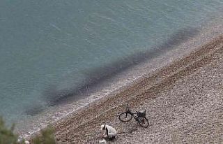 Dünyaca ünlü sahilde merak uyandıran görüntü