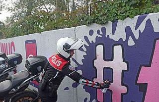 Duvarlar kadınlar için renklendi