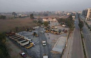 Efeler’in yol ekipleri çalışmalarını sürdürüyor