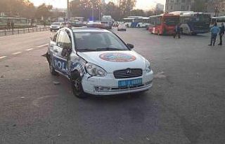 EGO otobüsü ile polis aracı çarpıştı: 3 yaralı
