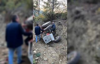 El frenini çekmeyi unuttuğu traktör uçurumdan...