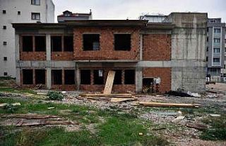 Elmasbahçeler hizmet binası yükseliyor