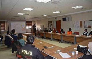 Emniyetten sağlık personellerine eğitim