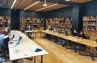 Engelli ve engelli birey bakımı üstlenen kadınların...