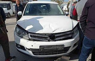 Erciş’te trafik kazası maddi hasara yol açtı