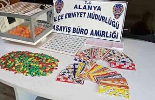 Erken yılbaşı tombalasına, pencereden giren ekiplerden...