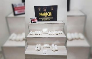 Erzincan’da 6 kilo 161,66 gram metamfetamin ele...