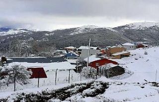 Erzincan’ın yüksek kesimleri kardan beyaza büründü