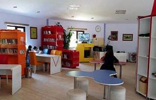 Erzurum çocuk kütüphanesine ilgi büyük