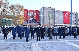 Eskişehir Vilayet Meydanı’nda 10 Kasım anma töreni