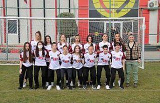 Eskişehirspor’da artık kadınlar da sahaya çıkacak