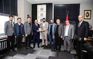 ETÜ kapılarını onlar için açtı