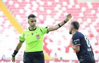 Fenerbahçe- Kayserispor maçının VAR’ı Mete...