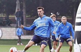 Fenerbahçe’de Antwerp maçı hazırlıkları sürüyor