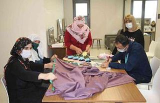 Fethi Sekin Şehir Hastanesinde açılan el sanatları...