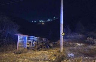 Freni boşalan kamyonun sürücüsü, ormana sürdüğü...