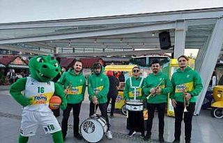 Frutti Extra Bursaspor Basketbol Takımının Genç...