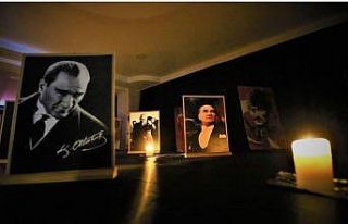 Gaziantep Kolej Vakfı’nda Atatürk sergisi