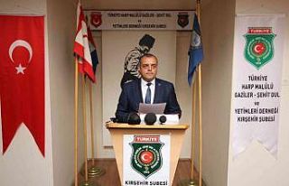 Gaziler, İYİ Partili Tükkan’ı istifaya davet...