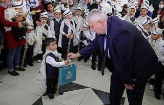 Gemlik’te 62 çocuk erkekliğe ilk adımını attı