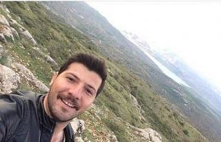 Genç öğretmen trafik kazasında hayatını kaybetti