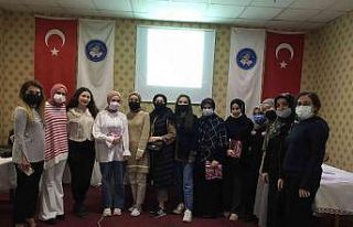 Gençler kendi aralarında bilgilerini yarıştırdı
